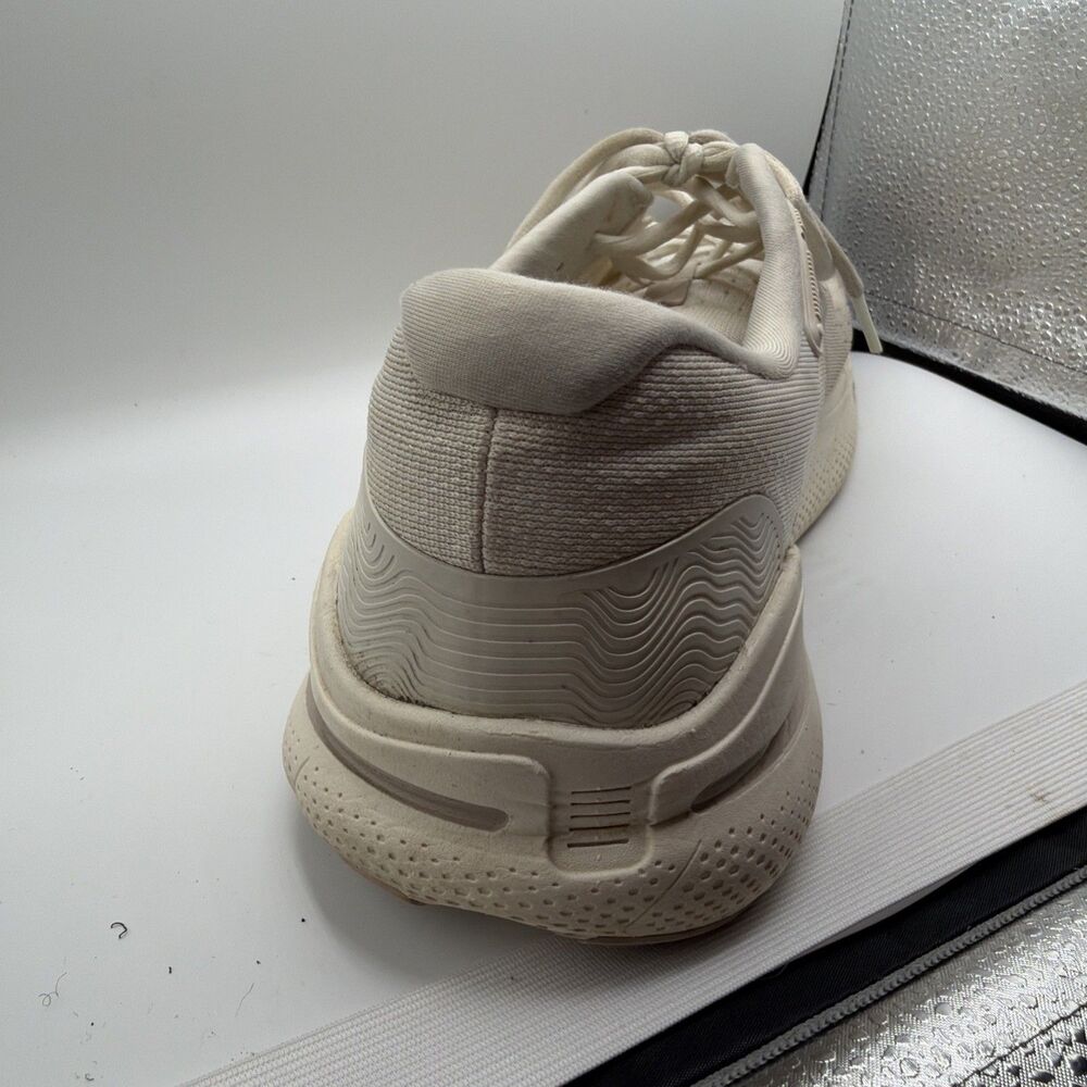 Brooks Ghost Max Men’s Size 12.5 1104061D174 Coconut White‎ Sand Chateau - Picture 8 of 10